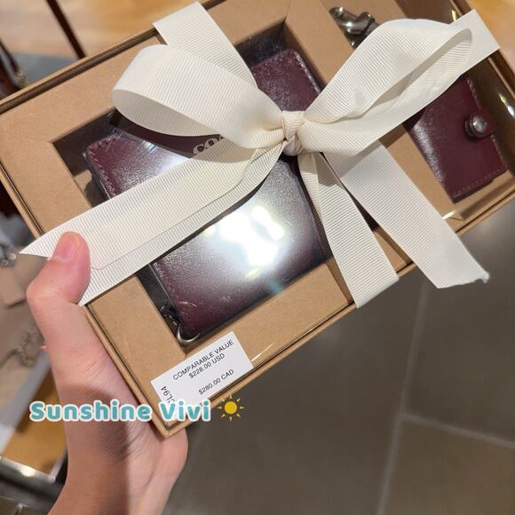 NWT Coach Boxed Snap Wallet And Picture Frame Bag Charm CCL94 Holiday Gift - Picture 2 of 5